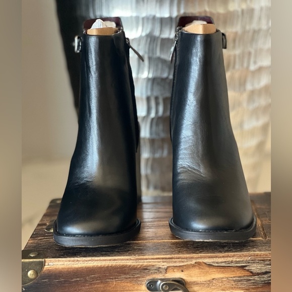 Franco Sarto Tribute Bootie in Black - Picture 5 of 12